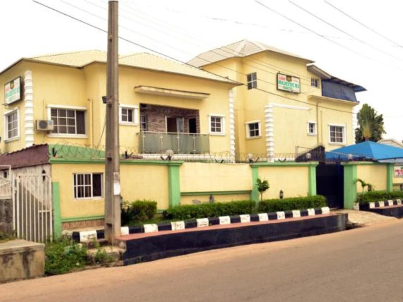 Link Majestic B2 Suite And Hotel Accommodation. Adegbite Exterior photo